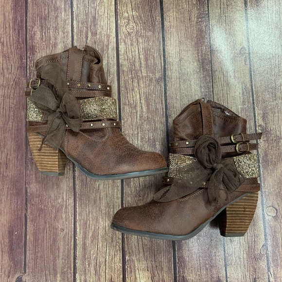 not rated ankle booties